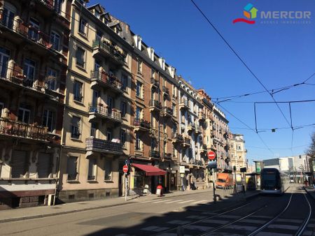 Location Appartement 4 pièces 87m² STRASBOURG 67000 - Photo 3