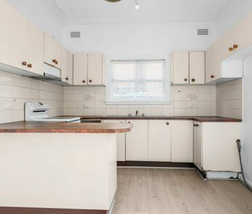 52 Passiefield Street, Liverpool NSW - Photo 4