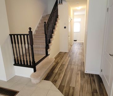 For Lease - 27 Sumac Drive, Haldimand, Ontario - Photo 4