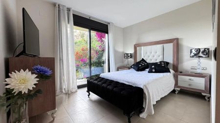 Apartamento de alquiler en Los Altos de Los Monteros, 5, Alto de los Monteros - Photo 5