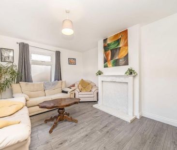 4 bedroom terraced house to rent - Photo 1