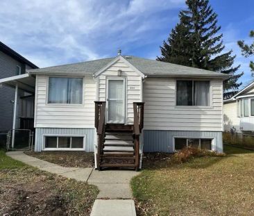 4 bdr, 2 washroom, full house | 12214 124 Street, Edmonton - Photo 1