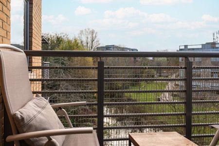 Empress Court, Woodin's Way, Oxford, Oxfordshire, OX1 - Photo 3