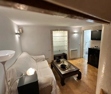 Piso de alquiler en Calle de la Bolsa, Sol - Photo 2