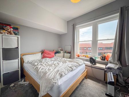 2 bedroom maisonette to rent - Photo 2