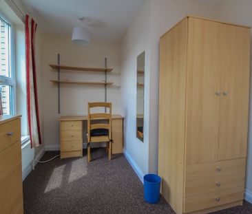 Daniel Street, Cardiff - Photo 4