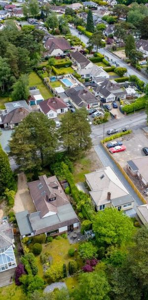 Ferndown LARGE MODERN BUNGALOW - Photo 1