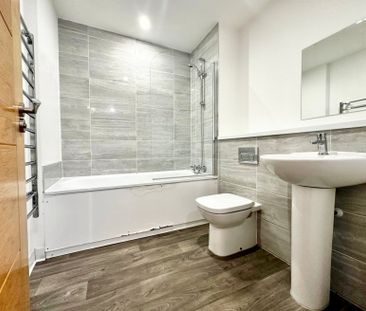 2 bedroom flat to rent - Photo 5