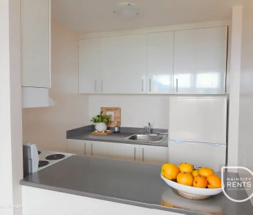 Columbia Place Apartments — [$500 Bonus!] Studio on Upper Floor - Photo 5