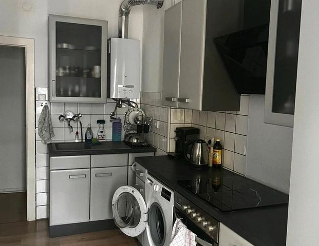 Schöne 1-Zimmer-Wohnung mit Balkon in Düsseldorf - möbiliert- - Foto 1