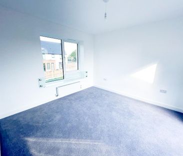 3 bedroom detached house to rent - Photo 5