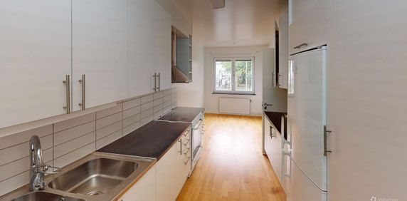 Västra Åsgatan, Eskilstuna - Photo 2