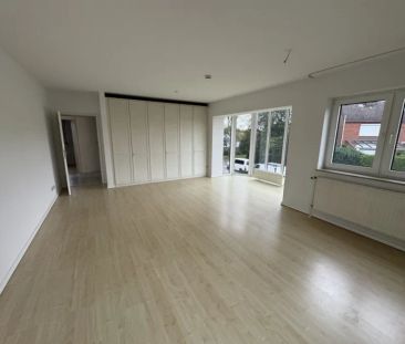 Nähe Uni - lichtdurchflutete 2-Zimmer-Wohnung mit Balkon in Süd-Aus... - Photo 1