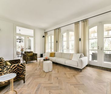 Huis te koop: Rijnsburgerweg 5 2215 RA Voorhout - Photo 1