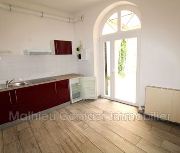 Ecusson, Location appartement 1 pièce 28 m² - Photo 2