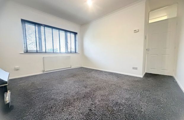 Columbia Way, Blackburn. Lanc. BB2 7DT - Photo 1