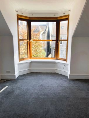 65 Clifton Road, AB24 4RN, Aberdeen - Photo 1