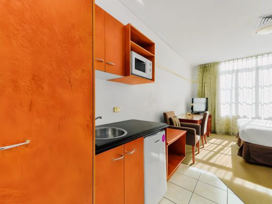 1Bedrooms, 1Bathrooms - Photo 1