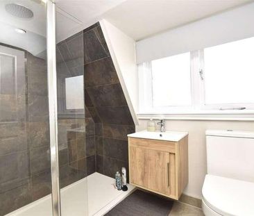 Top Floor Flat, Walcot Terrace, Bath, Somerset, BA1 - Photo 6