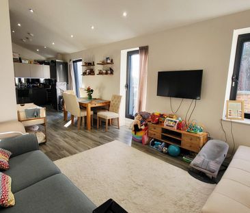 Wellington Road, Enfield - Photo 1