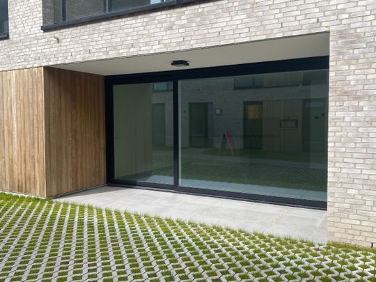Gelijkvloers appartement te huur in Waregem - Photo 1