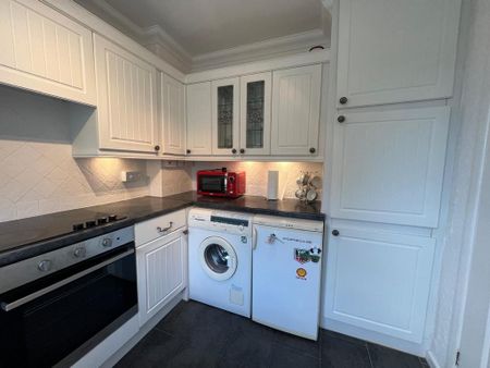 2 bedroom flat to rent - Photo 5