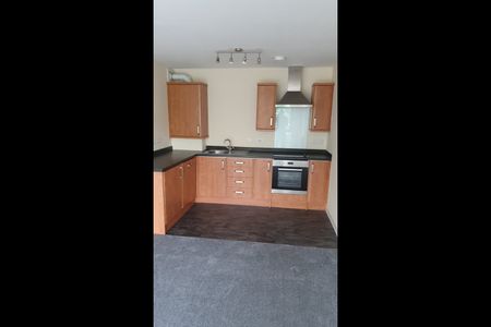 1 Bed Flat, Wyck Beck Road, BS10 - Photo 3