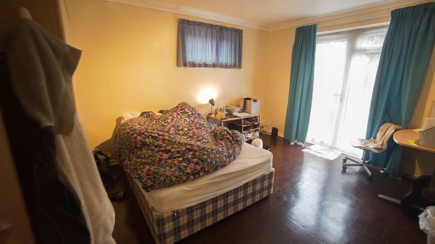 To Rent Wallisdown Rd, Wallisdown, Bournemouth, BH11 £1,760 pcm Tenancy Info - Photo 1