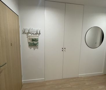 Nowoczesne 2-pokojowe mieszkanie z dużą loggią - Photo 5