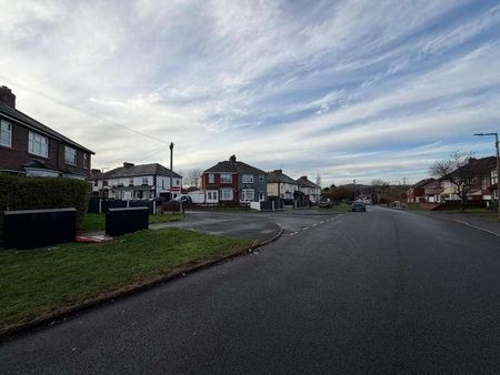 Pool Lane, Oldbury, B69 - Photo 4