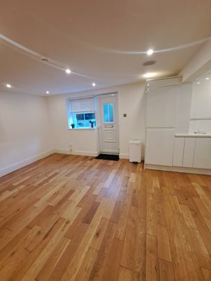 2 Bed Flat, Harrogate Road, LS7 - Photo 1