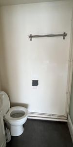 Location Appartement 2 pièces 26m² AVESNES SUR HELPE 59440 - Photo 3