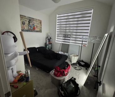 For Lease - 344 Monticello Avenue, Kanata, Ontario - Photo 2