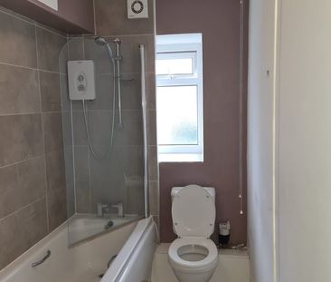 1 Bed Flat, Ashley Road, BS6 - Photo 1