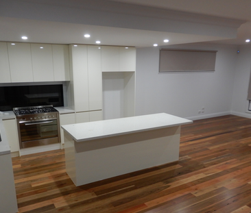 9 Osburn Avenue, Balwyn North, VIC 3104 - Photo 2