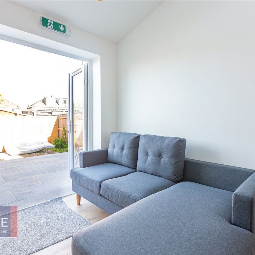 Filton Avenue, - Photo 1