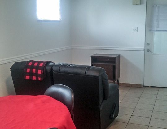 Saguenay – Chambre dans un 5 1/2 à louer à 30 secondes du Cégep de Jonquière - Photo 1