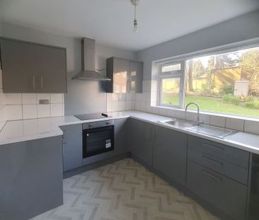 Moseley Court, Yardley Wood Road, Birmingham - Photo 1