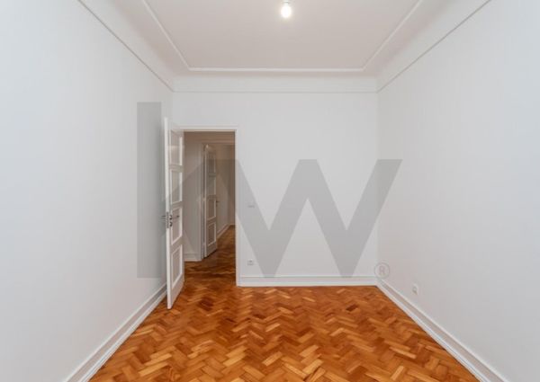 Apartamento T3 em Lisboa