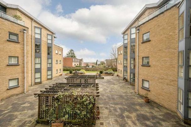 The Downs, Wimbledon, SW20 - Photo 1