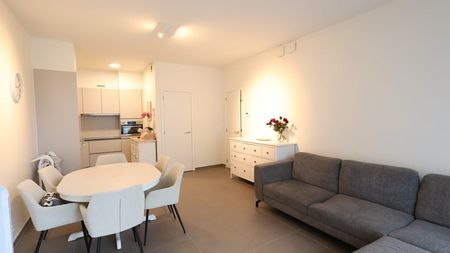 Appartement te huur - Photo 2