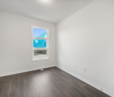 For Lease - 21 Harold Wilson Lane Unit# 1, Richmond Hill, Ontario - Photo 3