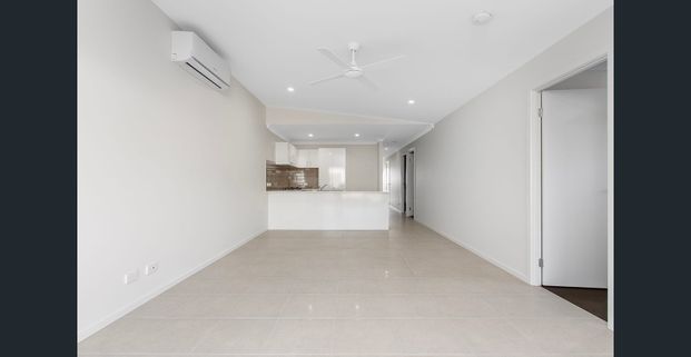 Modern Four Bedroom Duplex - Photo 1