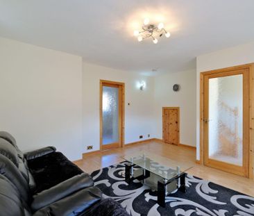 3 bedroom terraced house to rent - Photo 2