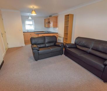 2 bedroom flat to rent - Photo 1