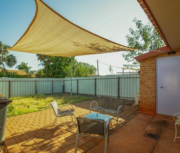 Furnished 1x1 - Courtyard + Carport - Photo 6