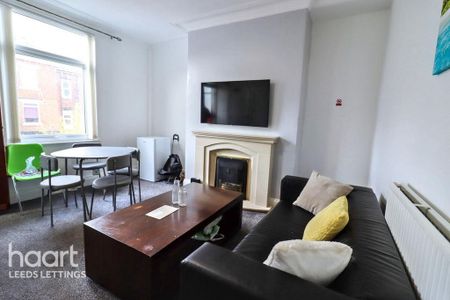 1 bedroom terraced house to rent - Photo 2
