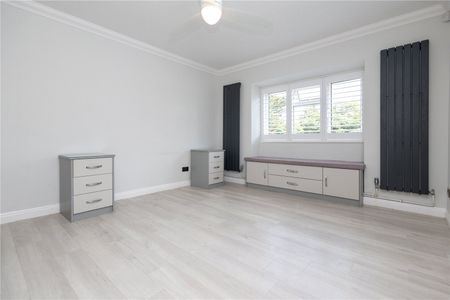 3 bed penthouse to rent in Forest Road, Branksome Park , BH13 - Photo 3