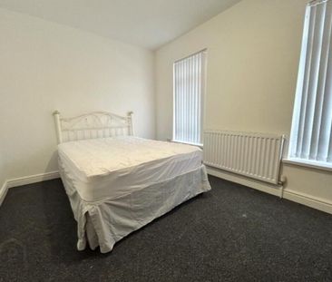 12 Melrose Street, Belfast, BT9 7DN - Photo 4