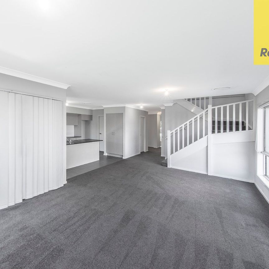 NEAR NEW LARGE HOME IN NEW ESTATE AREA! READY TO MOVE IN! - Photo 1